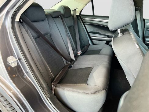 Used 2022 Chrysler 300 Touring w/ Sport Appearance Package image 24