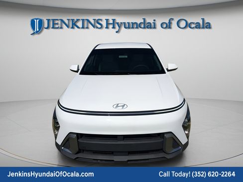 Used 2026 Hyundai Kona SE FWD image 8