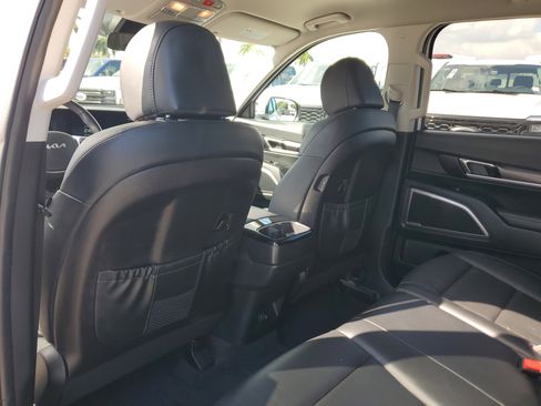 Used 2024 Kia Telluride LX image 13