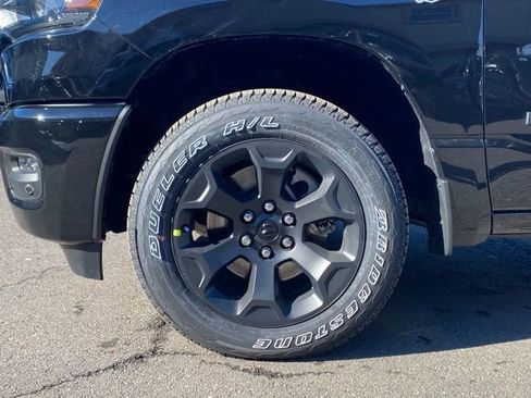 New 2026 RAM 1500 4x4 Crew Cab image 16