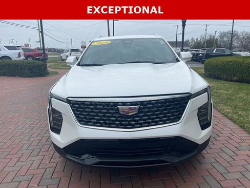 Used 2024 Cadillac XT4 Premium Luxury AWD/4WD image 3