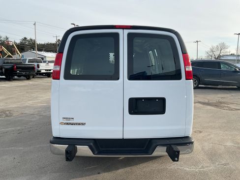 Certified 2024 Chevrolet Express 2500 WT Van w/ Driver Convenience Package image 5