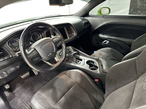 Used 2023 Dodge Challenger R/T Scat Pack image 10