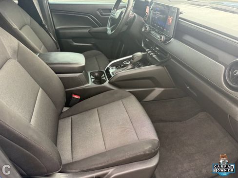 Certified 2025 Chevrolet Colorado Trail Boss AWD/4WD image 12