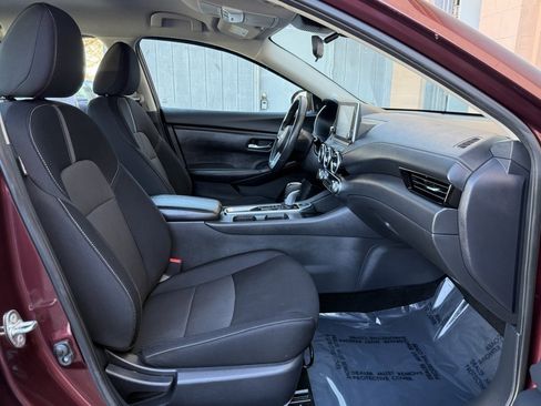 Used 2021 Nissan Sentra SV image 19