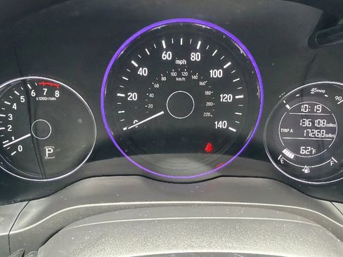 Used 2017 Honda HR-V LX image 16