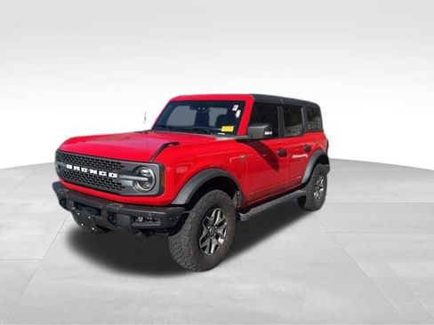 Used 2022 Ford Bronco Badlands image 4