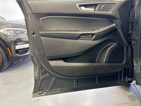 Used 2021 Ford Edge SEL FWD image 31