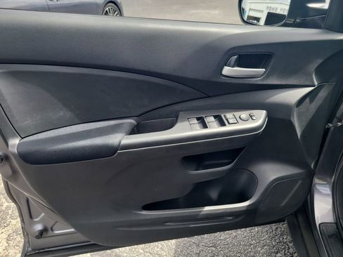 Used 2016 Honda CR-V LX image 12