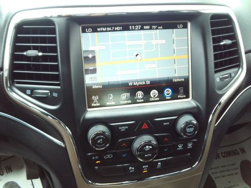 Used 2014 Jeep Grand Cherokee Limited AWD/4WD image 19