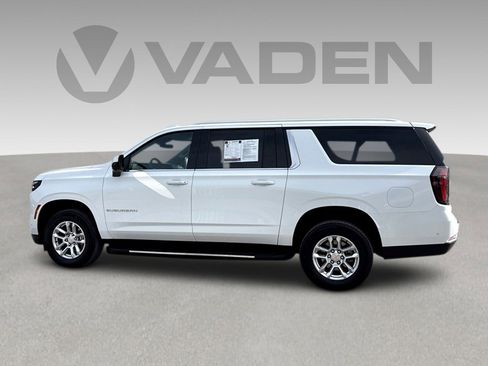 Certified 2025 Chevrolet Suburban LT AWD/4WD image 24