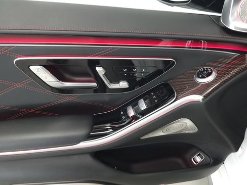 Used 2024 Mercedes-Benz S 63 AMG S w/ Carbon Fiber Exterior Package image 6