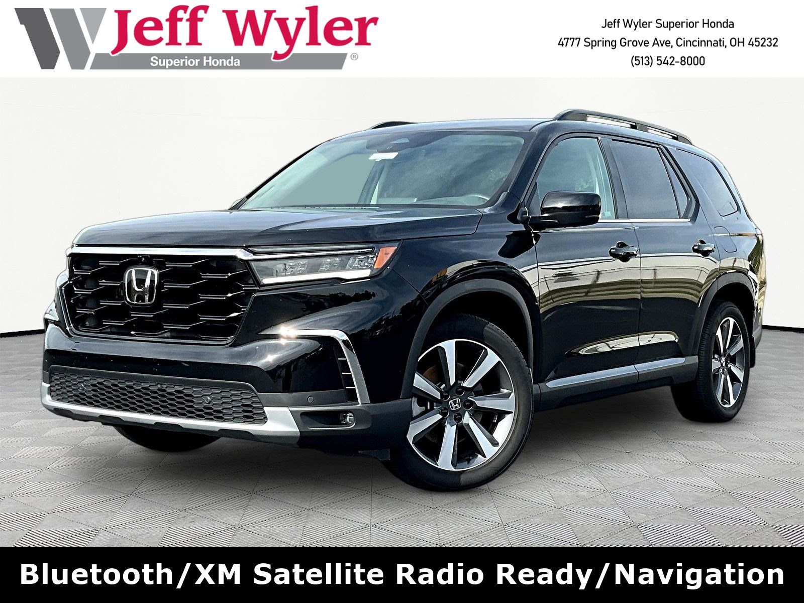 Used 2025 Honda Pilot Elite image 1