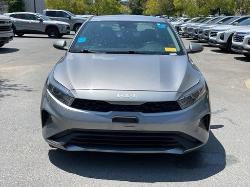 Used 2023 Kia Forte LXS FWD image 2