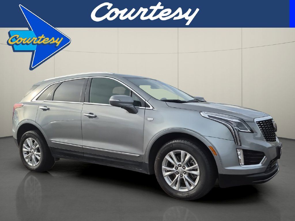 Used 2023 Cadillac XT5 Luxury FWD image 1