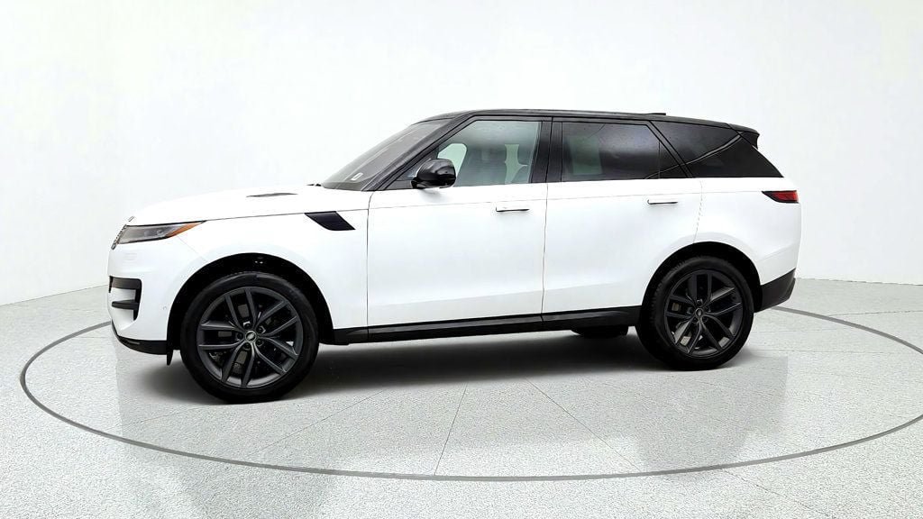 Used 2023 Land Rover Range Rover Sport SE AWD/4WD image 8
