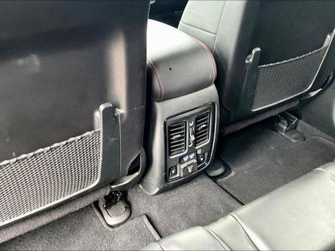 Used 2023 Dodge Durango GT AWD/4WD image 33
