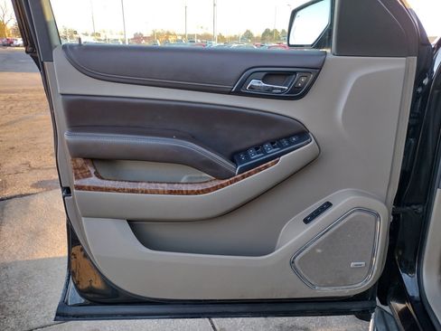 Used 2016 Chevrolet Suburban LTZ image 22