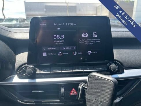 Used 2023 Kia Forte LXS w/ LXS Technology Package FWD image 15