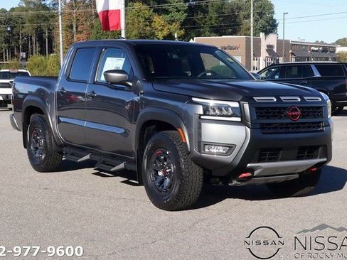 New 2026 Nissan Frontier PRO-4X w/ Pro-4x Convenience Package image 1