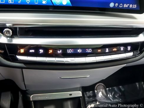 Certified 2024 Cadillac Lyriq Luxury AWD/4WD image 19