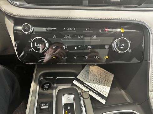 New 2026 INFINITI QX60 Luxe w/ Cargo Package image 15