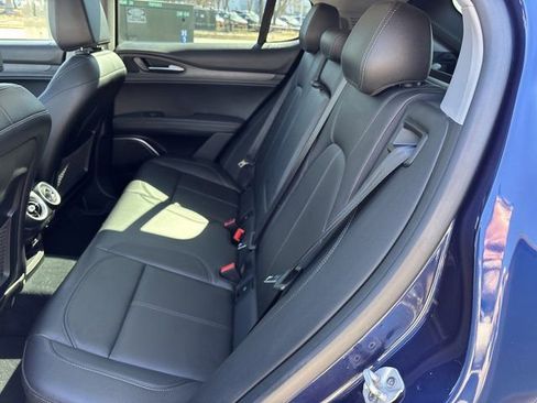 Used 2021 Alfa Romeo Stelvio Ti image 18
