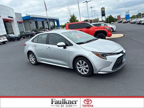 Certified 2024 Toyota Corolla LE FWD image 3