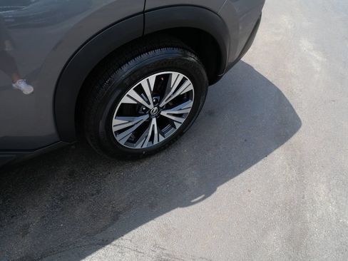 Used 2021 Nissan Rogue SV AWD/4WD image 35