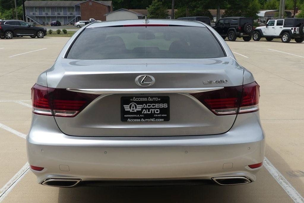 Used 2014 Lexus LS 460 w/ Comfort Package RWD image 4