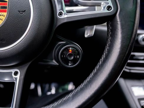 Certified 2021 Porsche Macan Turbo AWD/4WD image 24