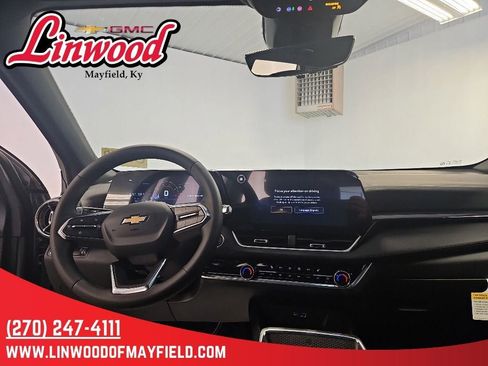 New 2026 Chevrolet Equinox LT FWD image 15