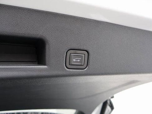 New 2025 Buick Enclave Sport Touring w/ Power Package image 18