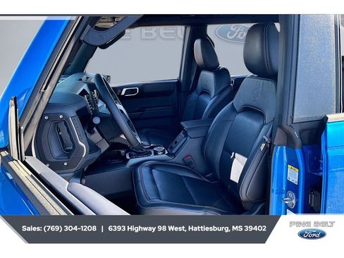 New 2026 Ford Bronco Badlands w/ Sasquatch Package AWD/4WD image 18