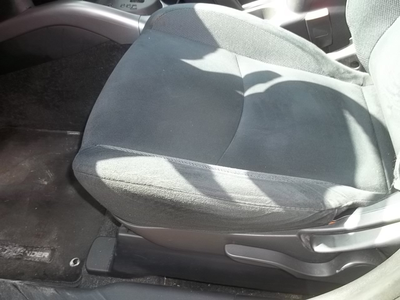 Used 2008 Mitsubishi Outlander LS FWD image 6