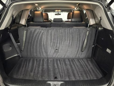 Used 2015 Toyota Highlander Plus FWD image 22