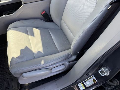 Used 2012 Honda Pilot LX image 9