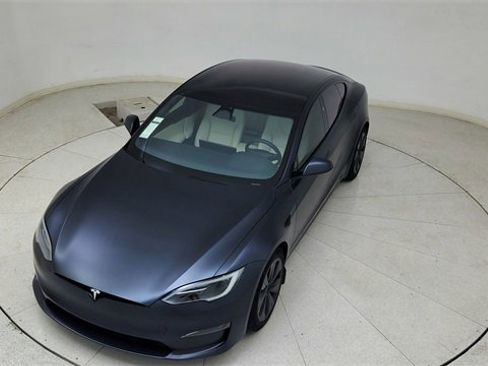 Used 2024 Tesla Model S Base image 76