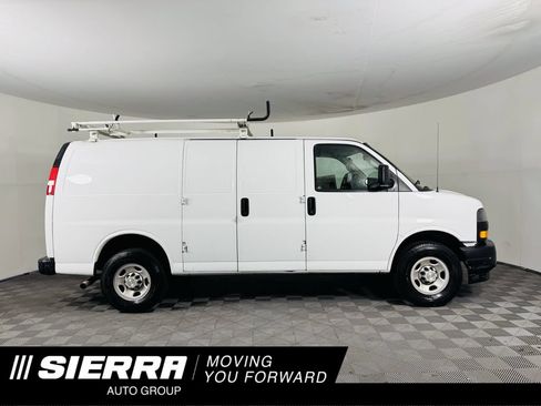 Used 2022 Chevrolet Express 2500 w/ Driver Convenience Package RWD image 1