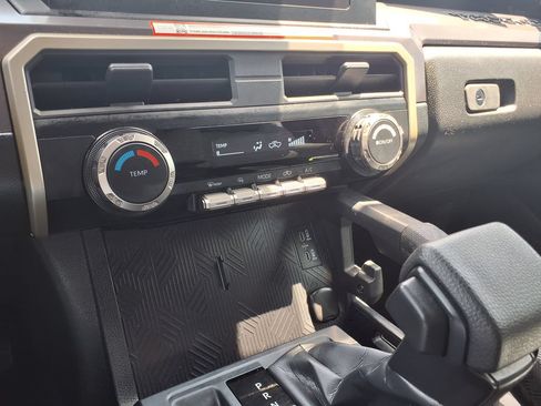 Used 2025 Toyota Tacoma SR5 RWD image 28