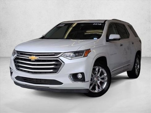 Used 2018 Chevrolet Traverse High Country image 1