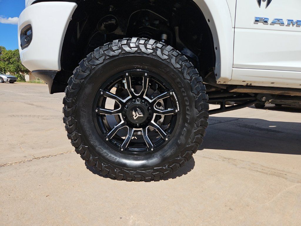 Used 2022 RAM 3500 Laramie AWD/4WD image 7