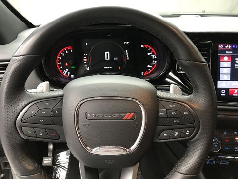 Used 2025 Dodge Durango GT AWD/4WD image 11