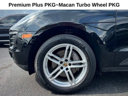Used 2017 Porsche Macan AWD/4WD image 38