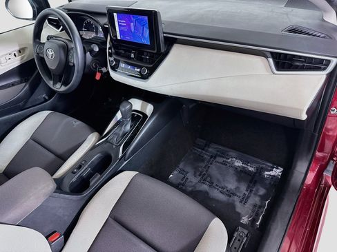 Used 2023 Toyota Corolla LE FWD image 29