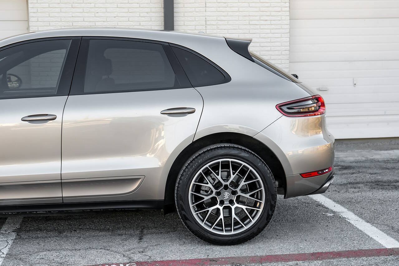 Used 2018 Porsche Macan S AWD/4WD image 14