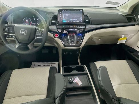 New 2026 Honda Odyssey Elite image 28