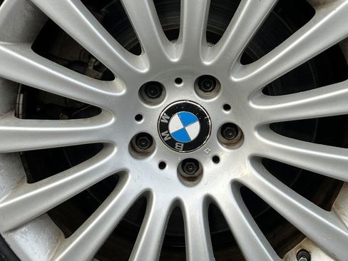 Used 2012 BMW 750Li xDrive image 7