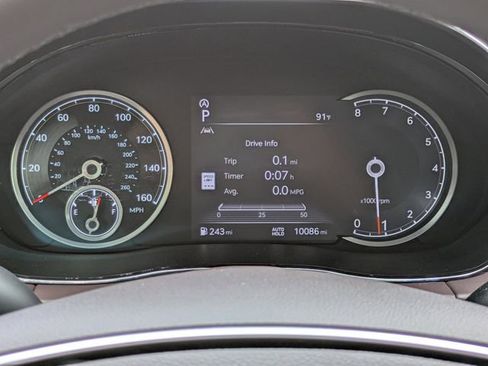 Certified 2025 Genesis GV70 2.5T w/ Advanced Package AWD/4WD image 26
