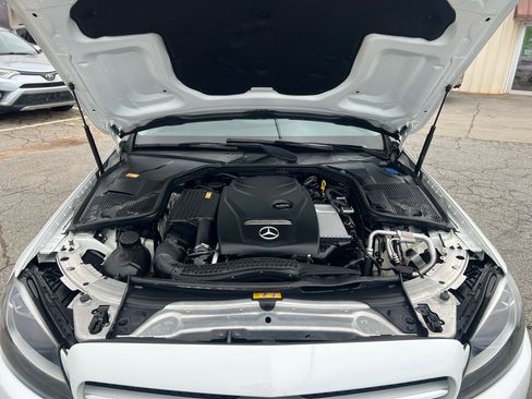 Used 2016 Mercedes-Benz C 300 4MATIC Sedan image 38